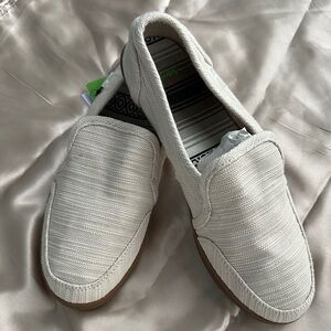 Sanuk Cream Slip-On Loafers with Textured Fabric